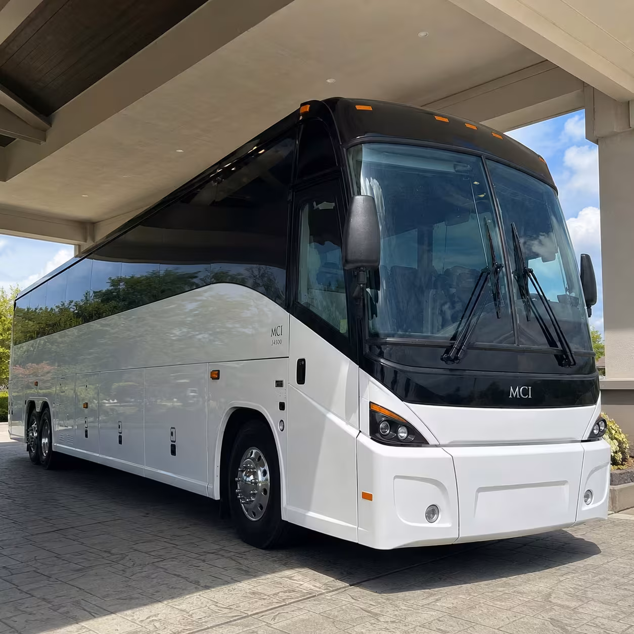 bronx bus rentals to newark liberty airport