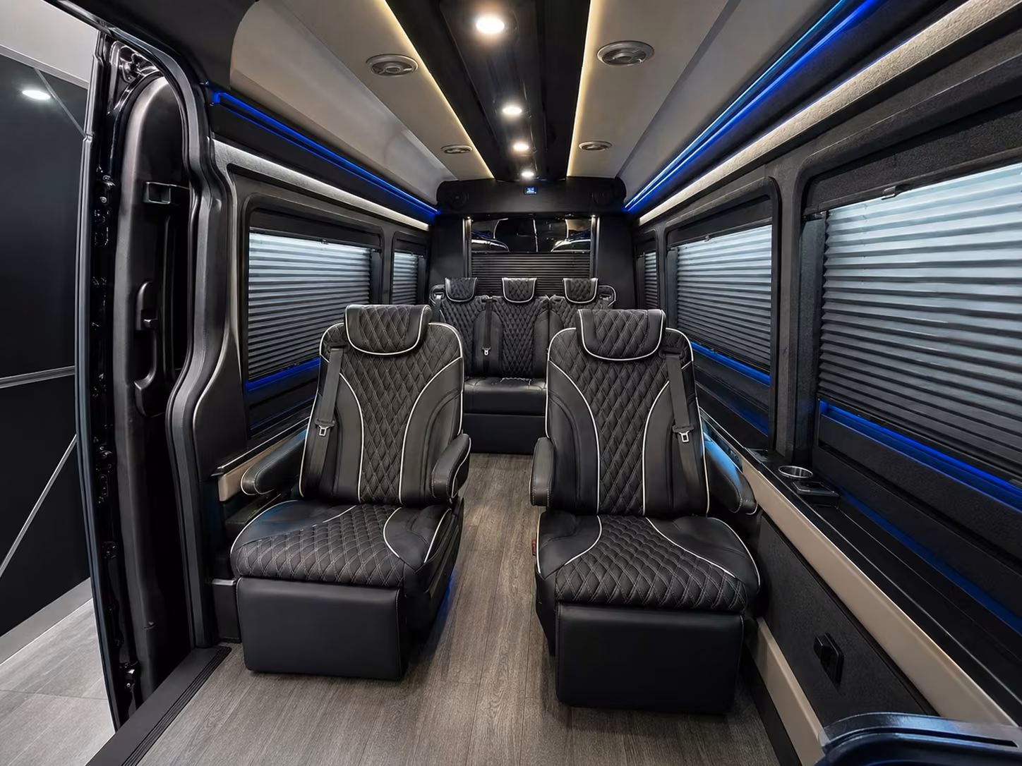 bronx corporate airport transportation to jfk lga and ewr