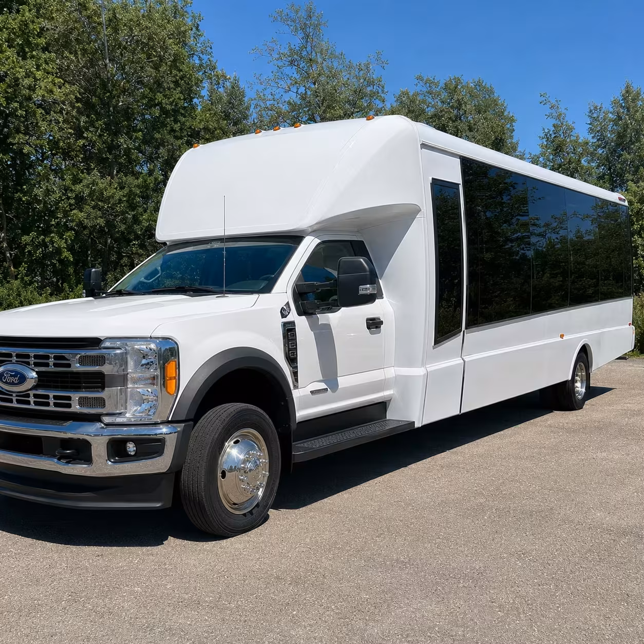 bronx museum of the arts minibus rentals for students