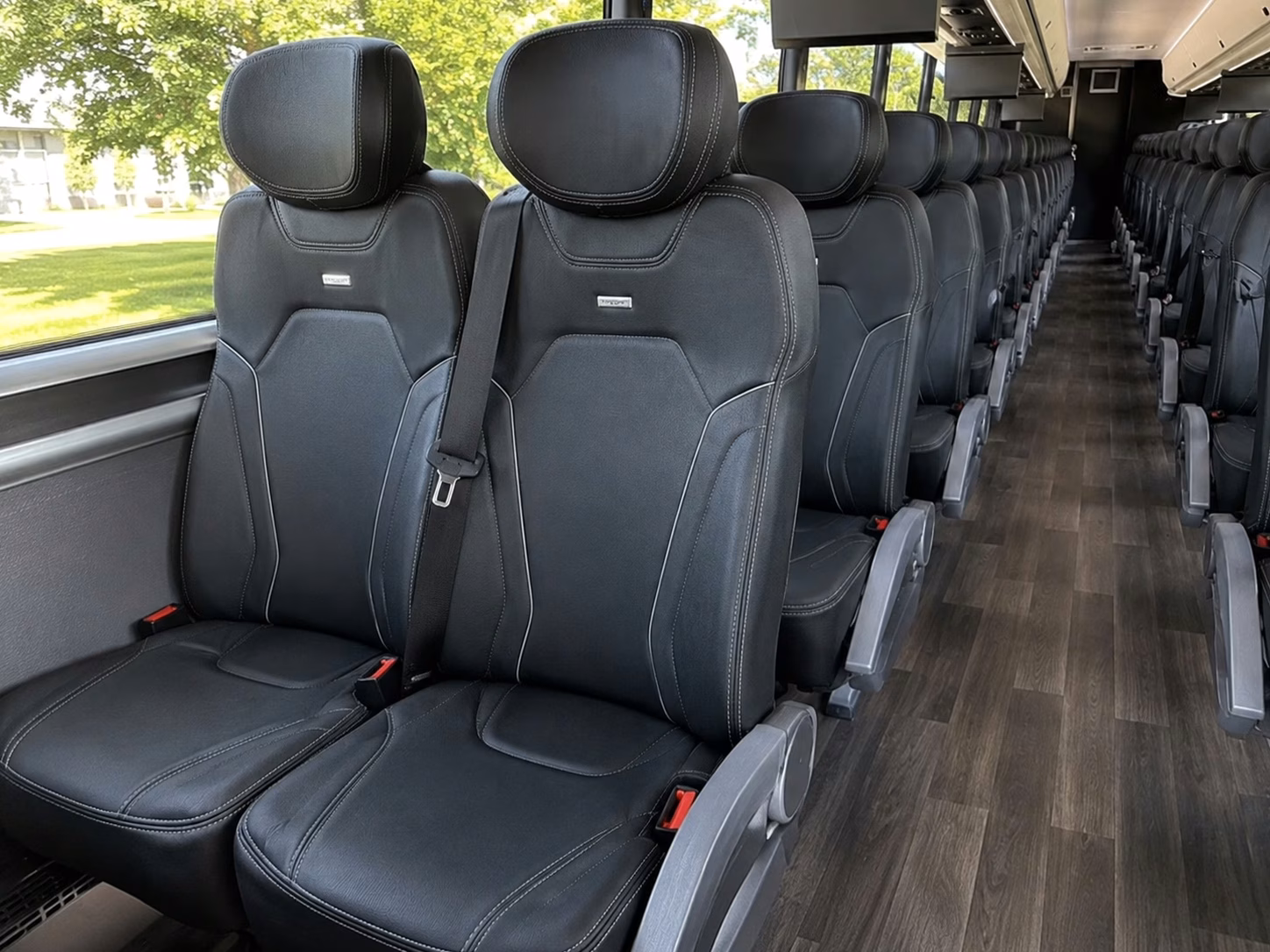bronx wedding guest shuttle buses for airport and hotel pickups